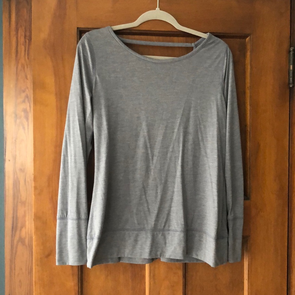 Gapfit open-back top